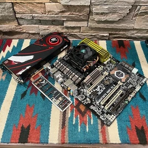 ASUS SABERTOOTH 990FX R2.0 Motherboard Combo •AMD FX-8350 •32GB •Radeon R9 4GB - Photo 1/16
