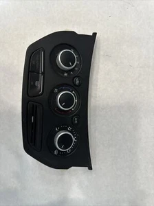 2014 FORD ESCAPE CLIMATE CONTROL UNIT HEATER AC TEMPERATURE OEM CJ5T-19980-CK - Picture 1 of 18