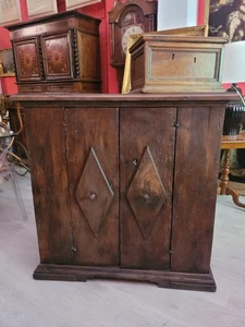 Credenza in legno di noce Toscana Secolo XVII - Picture 1 of 14