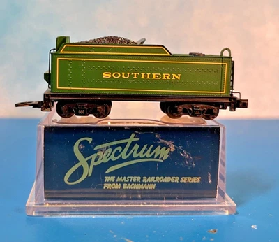 N scale Bachmann medium coal tender, Southern Railroad, for steam locomotives - Image 1 of 4