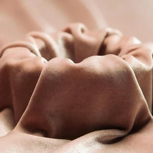 Tela de terciopelo elástico de 60"" de ancho por yarda para coser ropa artesanal - Imagen 1 de 2