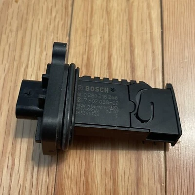 BMW 320i 328i 528i 2012-2016 2,0 L MAF sensor de flujo de aire másico 0280218266 OEM usado Foto 1 de 4