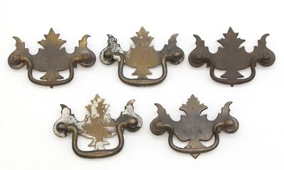 Juego de Chippendale 3,25 pulgadas Tiradores de cajón de tocador de fianzas de acero Foto 1 de 4