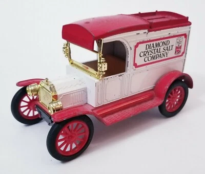 ERTL Replica 1913 Ford Model T Van Die Cast Bank - Image 1 of 4