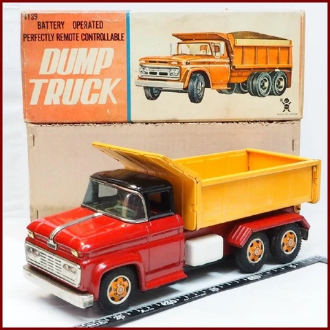 Mandaiya   Dump truck remote control missing  Tin Tin Toy car  with box Cover