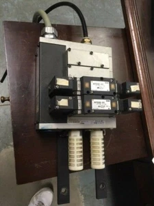 SMC NVV5FS3-01T-041, Pneumatische Ventilbaugruppe 5 Port 2 Ventil NVF3200-5FZ Einheit - Bild 1 von 6
