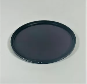 Polaroid Optics 82mm ND 0.6 Neutral Density Filter - Picture 1 of 3