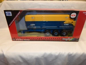 BRITAINS KANE TRI AXLE HALFPIPE SILAGE TRAILER 43284 BNIB 1:32 - Picture 1 of 4