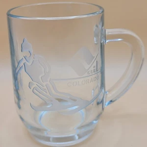 Vail Colorado Skier Etched Glass Coffee Mug Made in France Vintage 80s - Picture 1 of 10