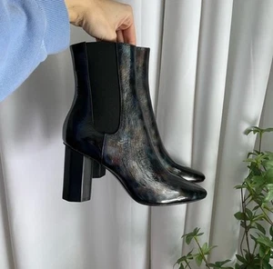NIB Donald J. Pliner ‘Laila’ Patent Bootie Size 8 - Picture 1 of 6