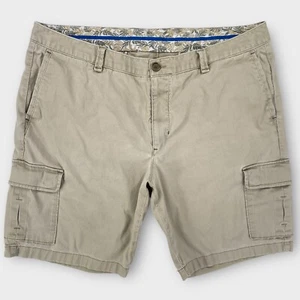 Tommy Bahama Cargo Shorts Mens 40 Khaki Solid Flat Front 10" Outdoor Travel - Picture 1 of 15