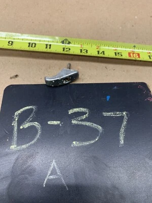 1978 - 1988 MONTE CARLO CUTLASS КОРОЛЕВСКИЙ ИНТЕРЬЕР ХЕДЛАЙНЕР КРЮК ХРОМ ПРОЕКТ 82 - Изображение 1 из 4