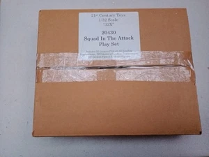 ULTIMATE SOLDIER 32 X   Squad in the Attack Playset N.O.S. Sealed  - Picture 1 of 1
