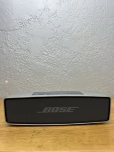 Bose SoundLink 359037-1300 Mini Bluetooth Lautsprecher - Silber - Bild 1 von 6