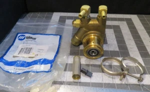 Bomba de refrigerante Miller Electric 134794 - Imagen 1 de 7