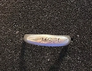 Sterling Silver Band Ring MOM - Picture 1 of 5