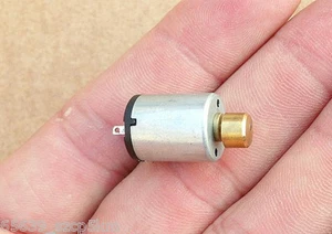2pcs Mini Massager and Vibrator DC Motor 1.5V DC - 4500 RPM Small Offset Weight - Picture 1 of 5