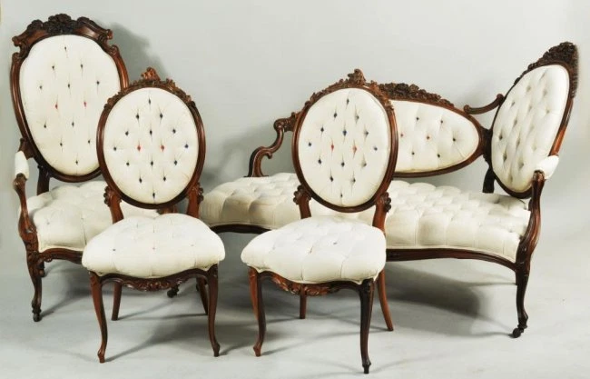 Juego de 4 chaise/settee/sillas antiguas talladas de palisandro tapicería de seda Foto 1 de 4