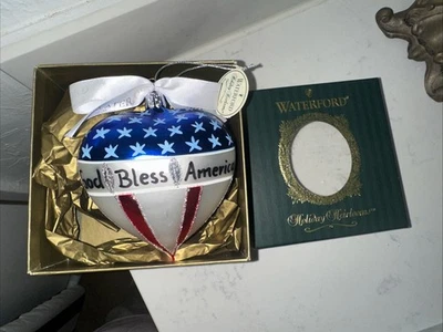 Waterford Dios bendiga América Adorno de Navidad en Forma de Corazón Alemania 2002 Nuevo con Etiquetas Foto 1 de 4