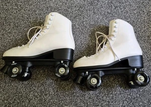 Patines Cuádruples No Fear Figura Blanco Reino Unido Talla 7 - Imagen 1 de 9