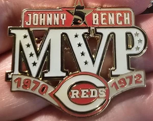 CINCINNATI REDS JOHNNY BENCH MVP 1970 & 1972 Lapel Pin - Picture 1 of 1