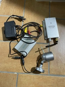 Kit Telecamera Wireless - trasmettirore e ricevitore 4 canali - Foto 1 di 11