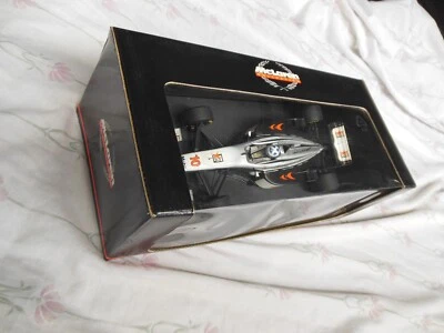 Paul's Model Art Minichamps McLaren Collection 1:18  Mercedes-Benz Mobil 1 - #10 - Image 1 of 4