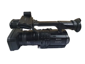 Sony HVR-Z1E Camcorder Faulty Zoom Control Spares or Repair - Picture 1 of 2