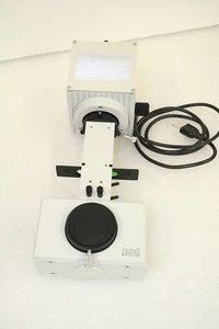 HUND WETZLAR / LEITZ VERTICAL ILLUMINATOR WITH LAMP HOUSING - Picture 1 of 8