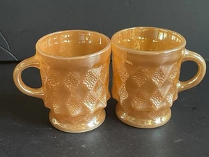 2 Vintage  Fire King peach luster Kimberly stacking coffee mugs EUC - Bild 1 von 4