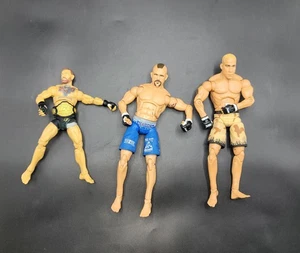 Lote de figuras de acción UFC (3) - Imagen 1 de 5