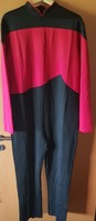 Star Trek Jumpsuit Uniform The Next Generation Rot inkl. Sternenflotte Zeichen.