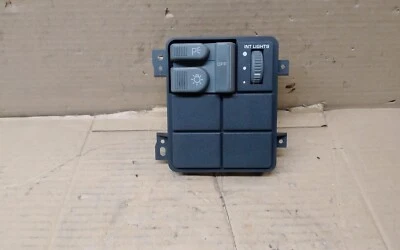 1997 CHEVROLET S10 DASH MOUNTED HEADLIGHT SWITCH W/ BEZEL - Image 1 of 4