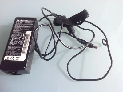 IBM Netzteil/ Ladegerät P/N:02K6744 - FRU P/N:02K6751 - Bild 1 von 2