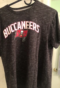 Tom Brady Bucaneers Large T-Shirt Fanatics Football NFL - Picture 1 of 6