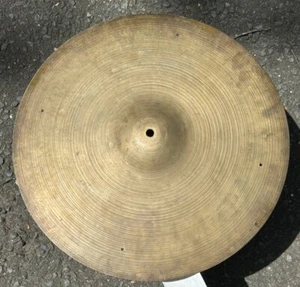 Zildjian 18” Cymbal 1570 g - Picture 1 of 18