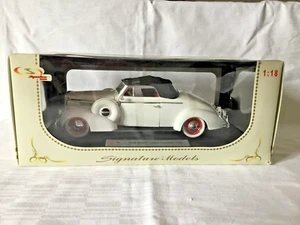 1/18 SIGNATURE MODELS BUICK CENTURY CONVERTIBLE COUPE 1938 BLANC - Foto 1 di 6