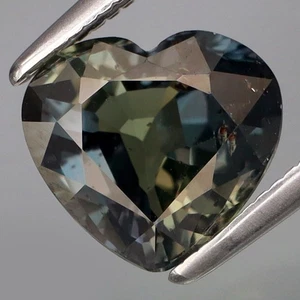 2,42 quilates ¡Impresionante! Zafiro Tanzania Natural Púrpura Verde SIN CALEFACCIÓN CORAZÓN ¡Encantador! - Imagen 1 de 4
