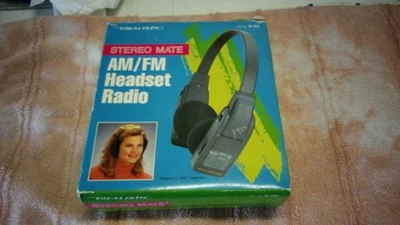 Vintage Radio Shack Stereo MateAM/ FM Headset Radio  Lightweight Original Box - Image 1 of 4