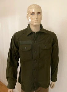 NEW UNISSUED U.S. ARMY OLIVE GREEN WOOL COLD WEATHER FIELD SHIRT (MEDIUM) - Picture 1 of 10