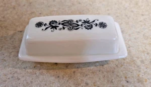 VTG PYREX Old Town Dark Blue Onion Butter Dish w/Lid Milk Glass - USA Made EC - Picture 1 of 9