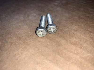 Suzuki GSXR 600 GSXR 750 2006 2007 arranque motor pernos de montaje Foto 1 de 2