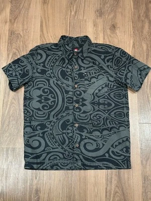 Quiksilver Boys Charcoal Gray/Olive Green Button Down Aloha Shirt Size M - Image 1 of 4