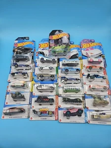 Hot Wheels Konvolut 25 Karten verschiedene Themen gemischt  - Bild 1 von 5