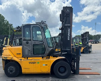 Carretilla elevadora Hyundai 70D-9 2020 diésel 15.500 lb Foto 1 de 4