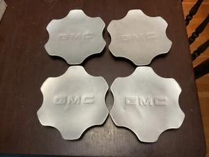 Set Of Four, GMC, SIERRA AND YUKON CENTER CAPS. 2001-07- #9594256 - Picture 1 of 12