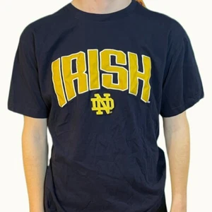 University of Notre Dame Irish ND T Shirt Men's Large embroidered vintage logo - Picture 1 of 4