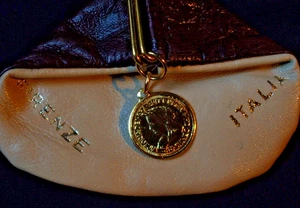 Vintage Italian Fiocchi Lecco Maroon Cream Leather Coin Purse - Picture 1 of 4