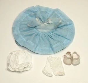 VESTIDO ORGANDÍ AZUL vintage años 50 cosmopolita con etiqueta de jengibre con flores y zapatos - Imagen 1 de 5