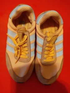 Adidas donna I-5923 Iniki Runner arancione chiaro pervinca viola rosa CG6025 - Foto 1 di 10